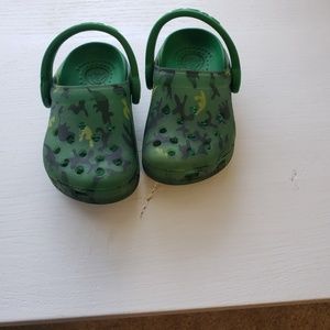 Crocs